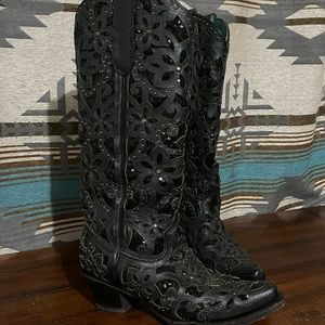 Corral boots
